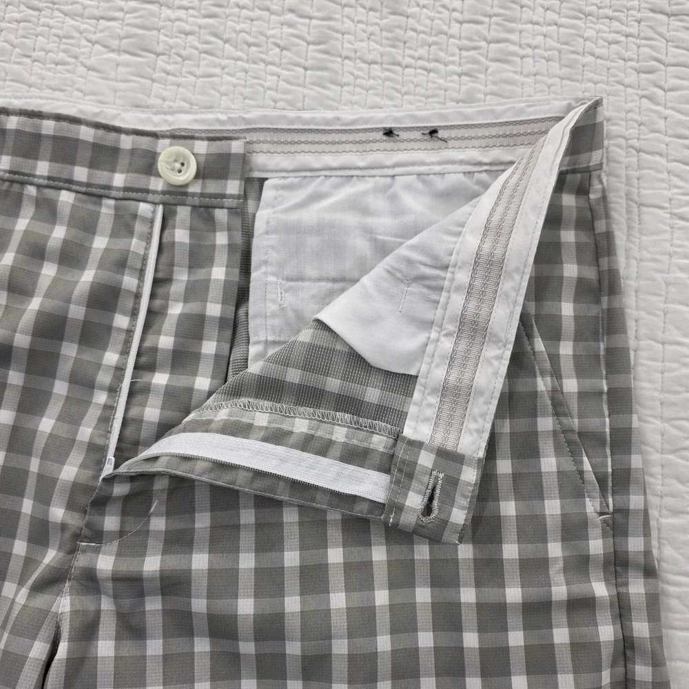 Greg Norman Golf Shorts Men's 34 Grey Checkered Slim Fit 9
